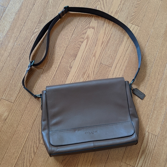 Coach Other - Coach leather messenger bag